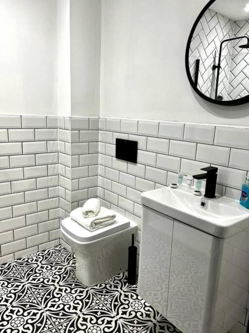 Stunning 1 Bed Apt In West End グラスゴー エクステリア 写真